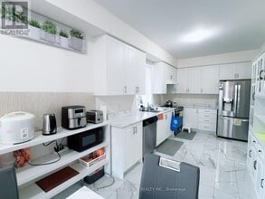 118 Blackwell Cres in Bradford West Gwillimbury, ON - Building Photo - Building Photo