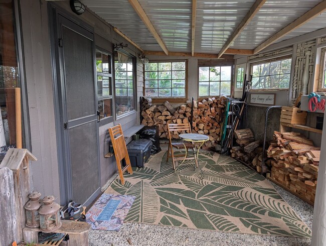 240 Elwha Dr in La Conner, WA - Building Photo - Building Photo