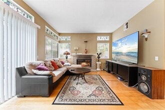 13776 Monteverde Dr in Chino Hills, CA - Foto de edificio - Building Photo