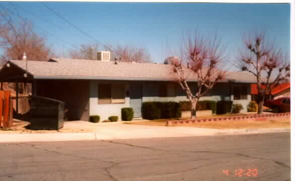 15156 Mojave Dr in Victorville, CA - Building Photo - Building Photo