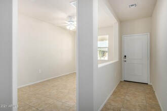36071 Seville Dr in Maricopa, AZ - Building Photo - Building Photo