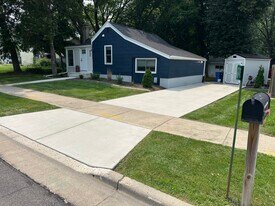 6743 Depot St in Windsor, WI - Building Photo