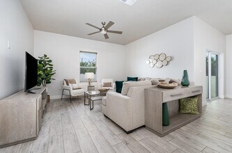 448 St Andre Blvd in Palm Bay, FL - Building Photo - Building Photo