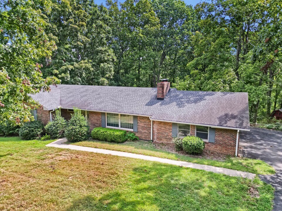 314 Powder Mill Dr in Ashland City, TN - Building Photo