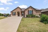 222 Cotton View Ln in Red Oak, TX - Building Photo - Building Photo