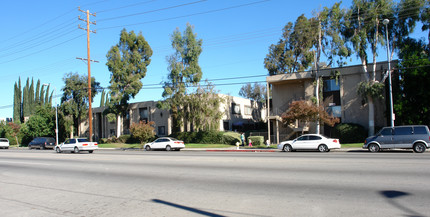 Peerless Apartments in Panorama City, CA - Building Photo - Building Photo