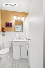 170 W End Ave in New York, NY - Building Photo - Building Photo