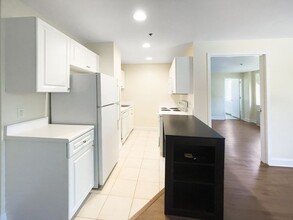 332 Jamaicaway in Boston, MA - Building Photo - Building Photo