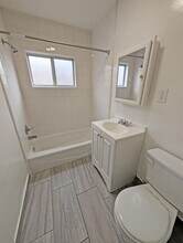 6858 De Longpre Ave in Los Angeles, CA - Building Photo - Building Photo