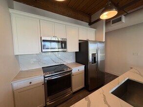 385 Worthington St in Springfield, MA - Building Photo - Building Photo