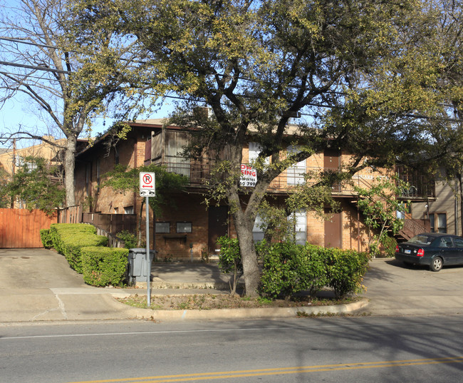 TSQ Apartments in Austin, TX - Building Photo - Building Photo