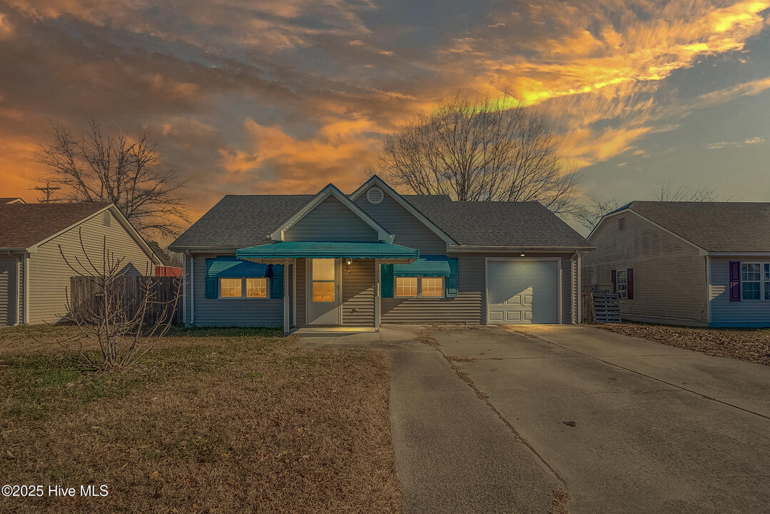 102 Old Oak Rd in Elizabeth City, NC - Building Photo