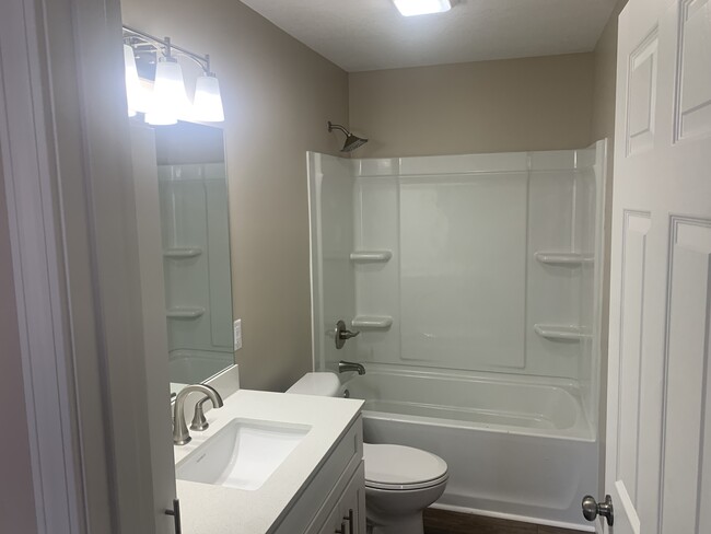 512 Blackman St in Jackson, MI - Building Photo - Building Photo