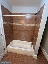 30 E 25th St-Unit -2R in Baltimore, MD - Building Photo - Building Photo