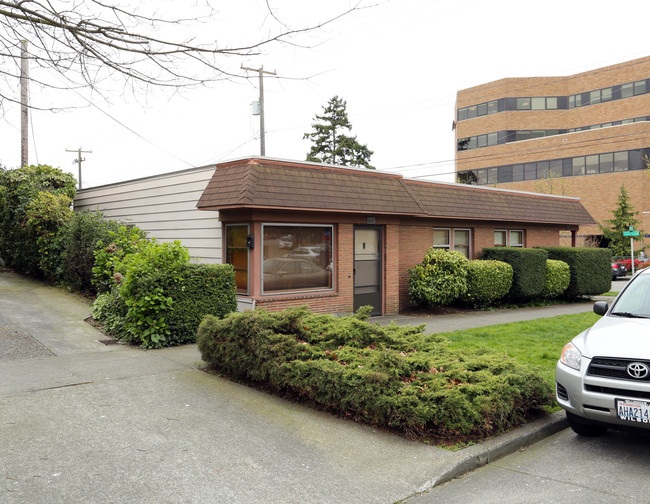 5212 17th Ave NW in Seattle, WA - Foto de edificio - Building Photo