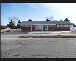2049 W 4450 S in Roy, UT - Building Photo