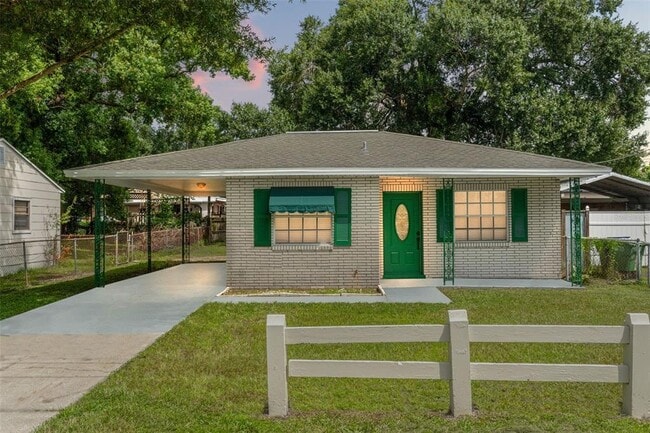 property at 3015 W Kathleen St