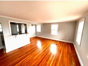 15 Alpheus Rd, Unit 2 in Boston, MA - Building Photo - Building Photo