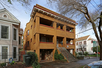 2218 10th St in Sacramento, CA - Building Photo - Building Photo