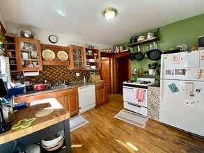 12 Saint Peter St, Unit 1 in Boston, MA - Foto de edificio - Building Photo