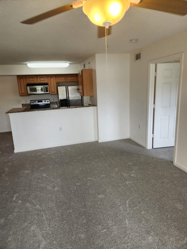 221 SW Palm Dr in Port St. Lucie, FL - Building Photo - Building Photo