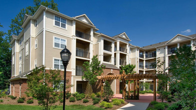 Fairchase in Fairfax, VA - Building Photo - Building Photo