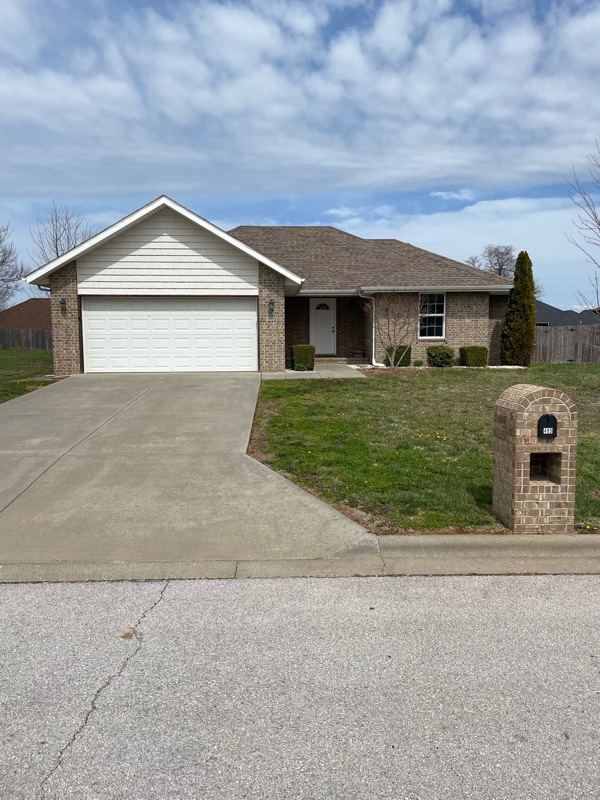 property at 485 E Whitethorn Dr