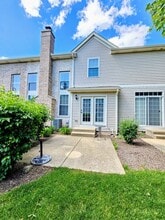 1269 Bradley Cir in Elgin, IL - Building Photo - Building Photo