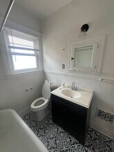 2921 Helen St in Detroit, MI - Building Photo - Building Photo