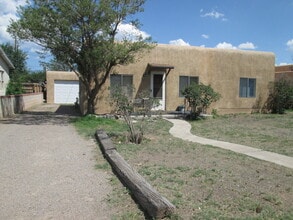 5016 5th St NW in Albuquerque, NM - Building Photo - Building Photo