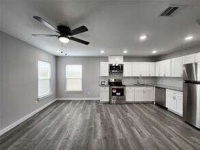 7735 Orebo St in Houston, TX - Building Photo - Building Photo