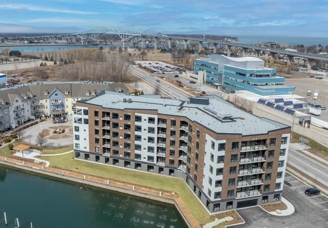 1540 Venetian Blvd in Point Edward, ON - Building Photo - Building Photo