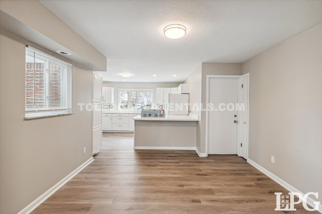 property at 4422 Westway St