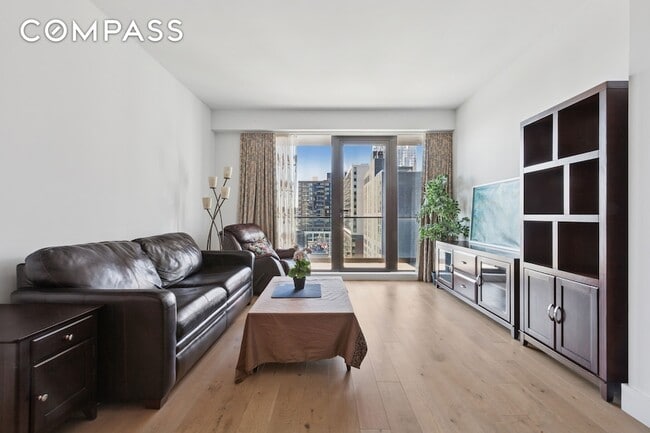 property at 319 Schermerhorn St