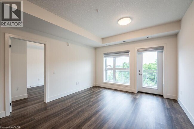 1101 Lackner Pl in Kitchener, ON - Building Photo - Building Photo