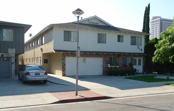 319 N Kenwood St in Glendale, CA - Building Photo - Building Photo