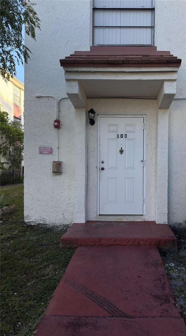 1794 NW 55th Ave in Lauderhill, FL - Building Photo - Building Photo