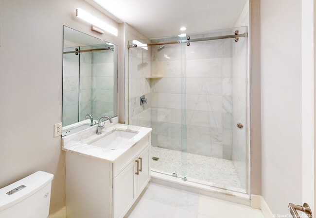 1311 Pennsylvania Ave SE, Unit 2A in Washington, DC - Building Photo - Building Photo