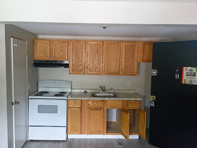 1522 42nd St NW in Canton, OH - Building Photo - Building Photo