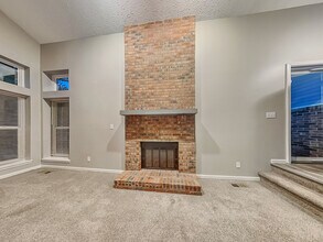 6882 Grampian Way in Indianapolis, IN - Building Photo - Building Photo
