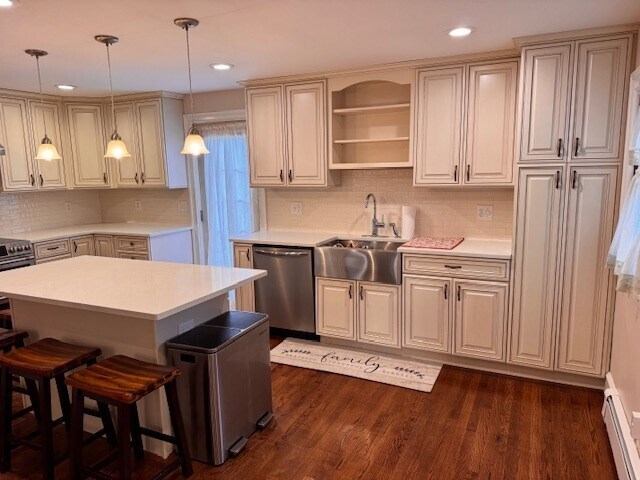 1 Howe St, Unit 2 in Somerville, MA - Building Photo - Building Photo