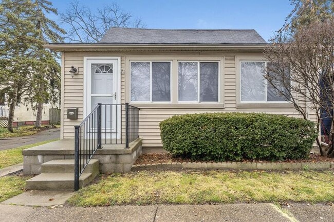 property at 2040 Austin Ave