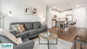 15950 Chase Hill Blvd in San Antonio, TX - Building Photo