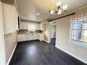 219 SE 21st St in Oklahoma City, OK - Building Photo - Building Photo