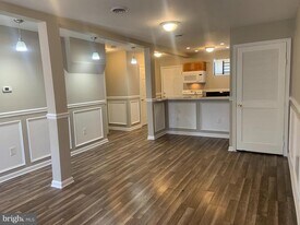 2504 W Franklin St in Baltimore, MD - Building Photo