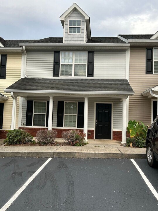 617 Burson Ave in Carrollton, GA - Foto de edificio