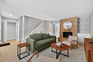 4064 Belle Park Dr in Houston, TX - Building Photo