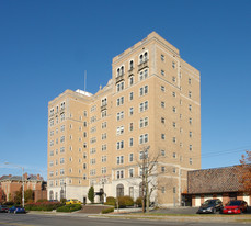 Cambridge Arms Apartments