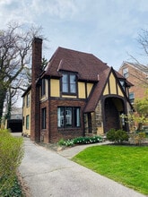 3574 Lynnfield Rd in Shaker Heights, OH - Building Photo - Building Photo