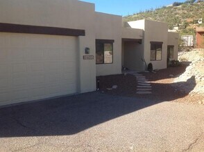 4055 N Kolb Rd in Tucson, AZ - Building Photo - Building Photo